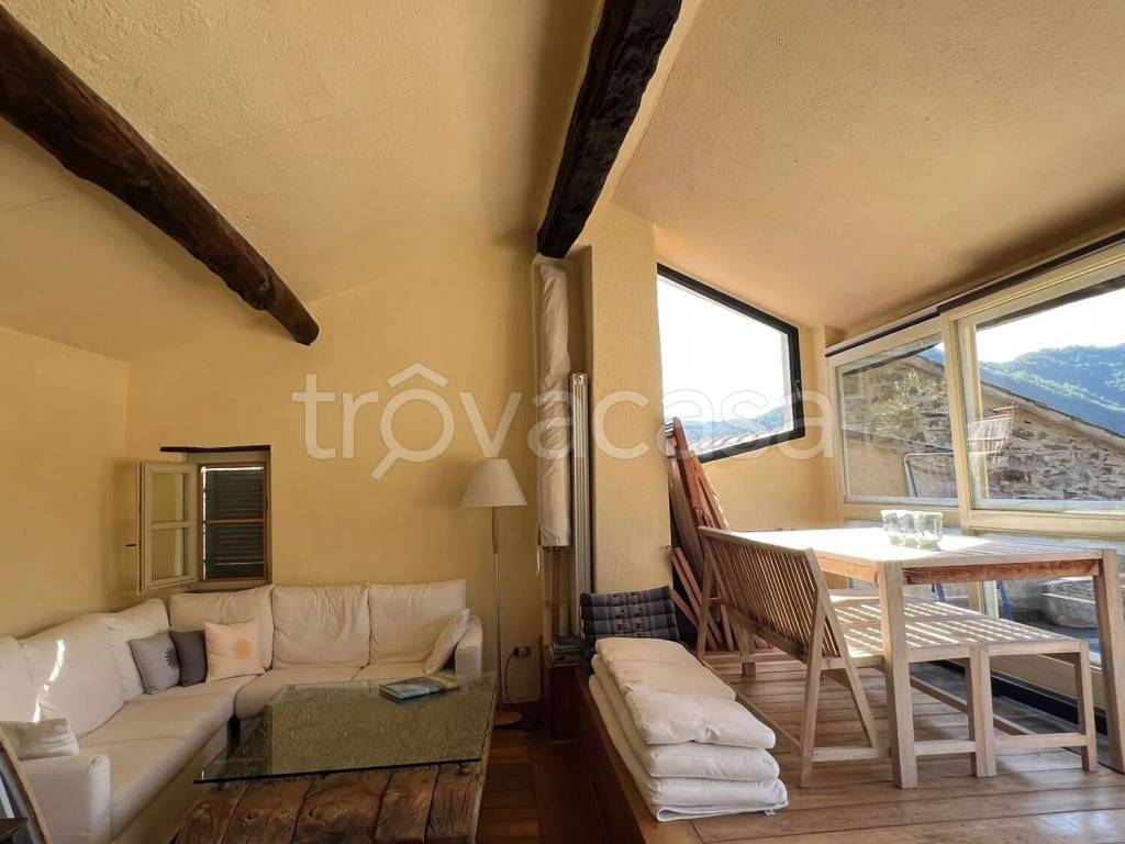 casa indipendente in vendita a Casanova Lerrone