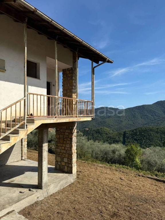 casa indipendente in vendita a Casanova Lerrone