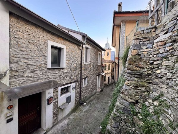 casa semindipendente in vendita a Casanova Lerrone in zona Vellego