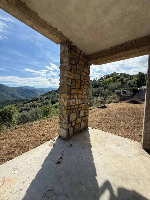 casa indipendente in vendita a Casanova Lerrone