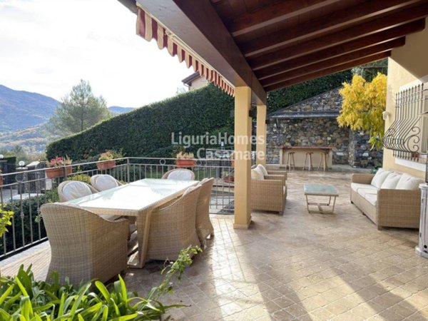 casa indipendente in vendita a Casanova Lerrone