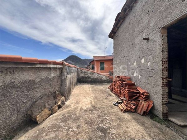 casale in vendita a Casanova Lerrone in zona Vellego