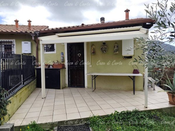 appartamento in vendita a Casanova Lerrone