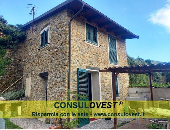 appartamento in vendita a Casanova Lerrone