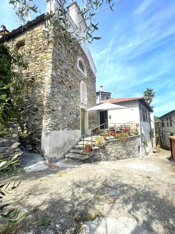 casa indipendente in vendita a Casanova Lerrone in zona Degna