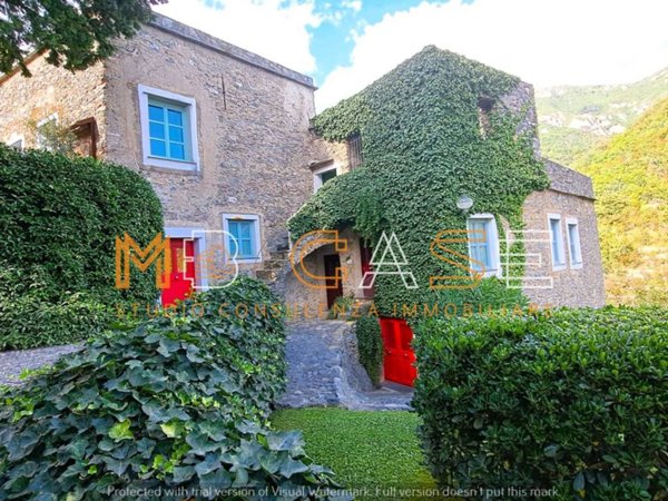 casa indipendente in vendita a Castelbianco in zona Colletta