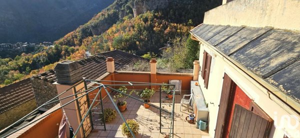 appartamento in vendita a Castelbianco in zona Colletta