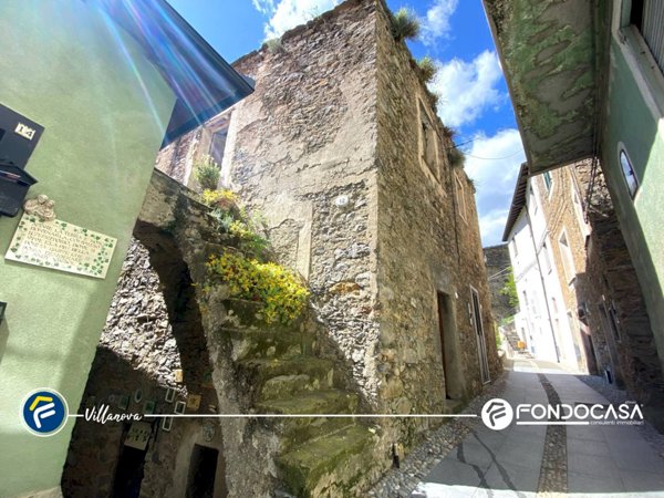 appartamento in vendita a Castelbianco in zona Veravo