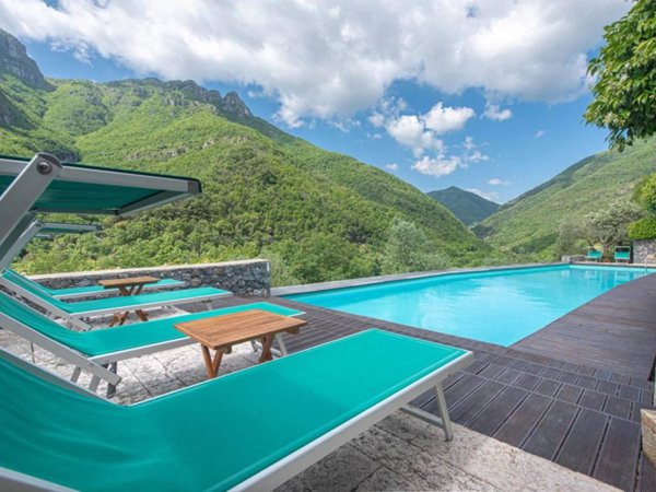 appartamento in vendita a Castelbianco