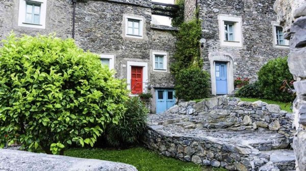 appartamento in vendita a Castelbianco in zona Colletta