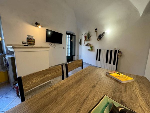 appartamento in vendita a Castelbianco in zona Oresine