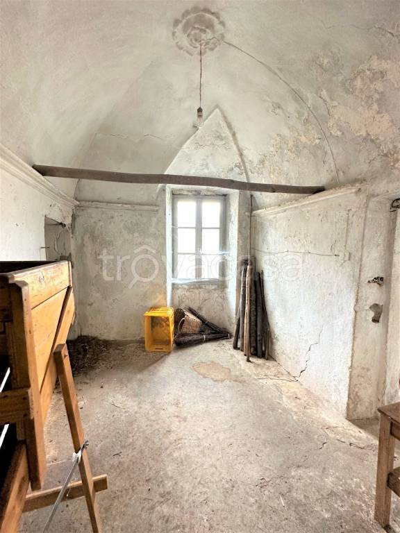 casa indipendente in vendita a Castelbianco in zona Vesallo