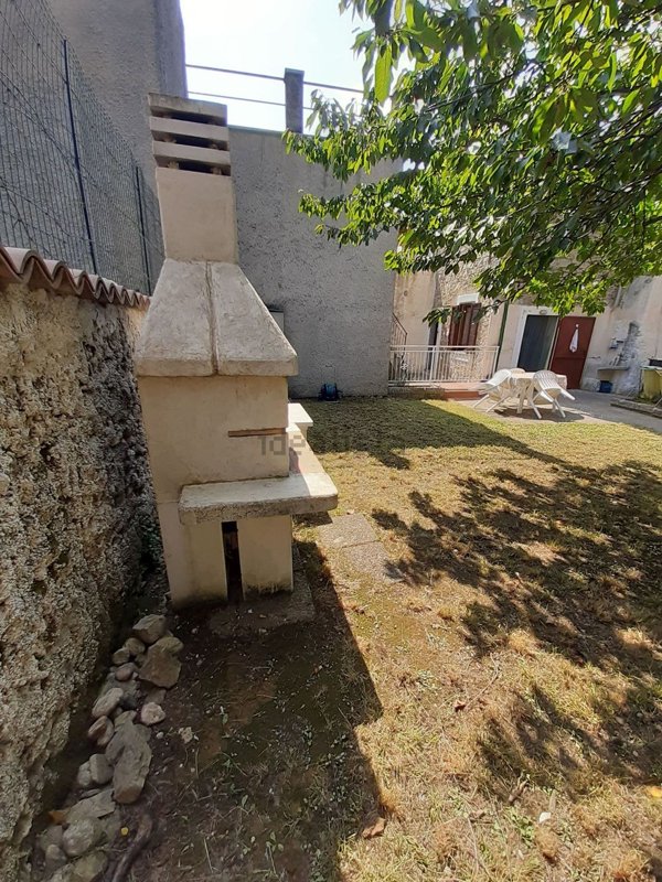 appartamento in vendita a Castelbianco in zona Vesallo