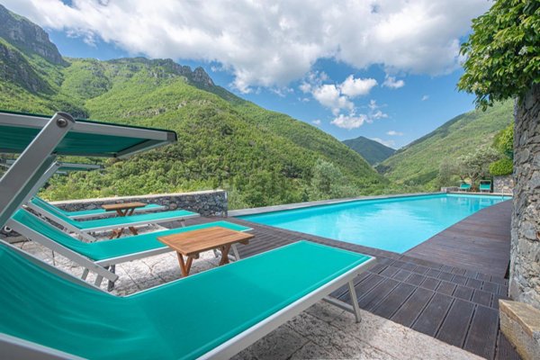 quadrivano in vendita a Castelbianco