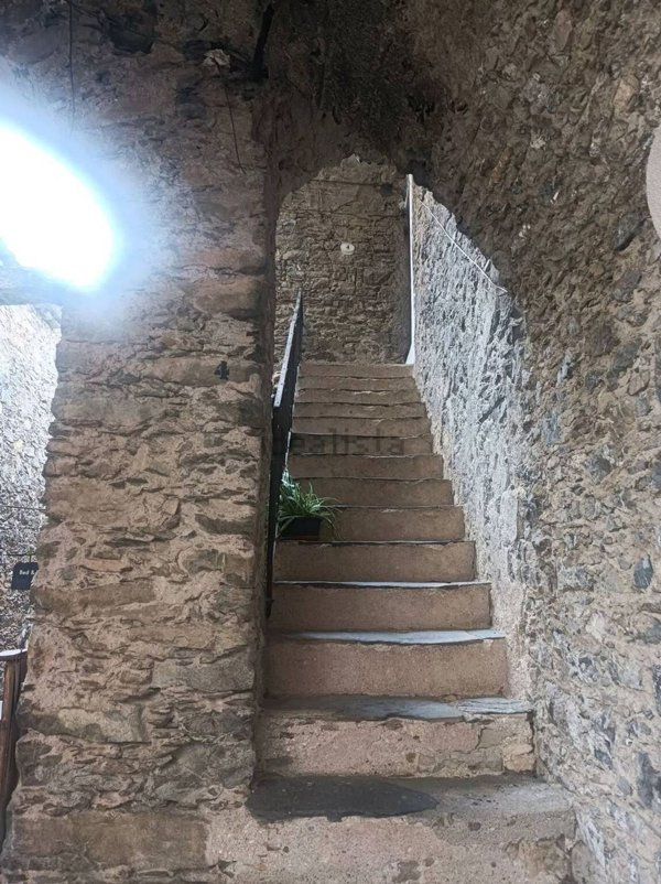 appartamento in vendita a Castelbianco in zona Vesallo