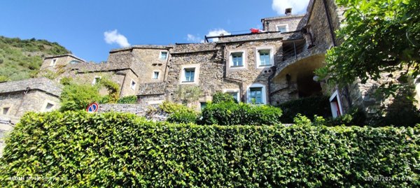 appartamento in vendita a Castelbianco in zona Colletta