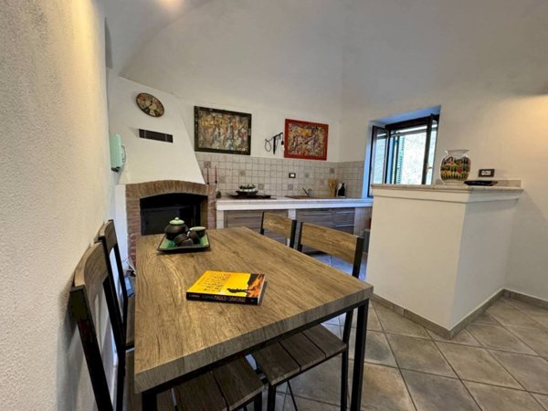 appartamento in vendita a Castelbianco in zona Oresine