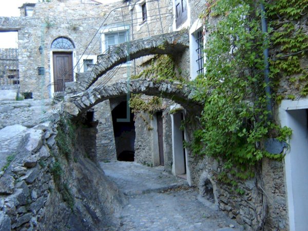 villa in vendita a Castelvecchio di Rocca Barbena