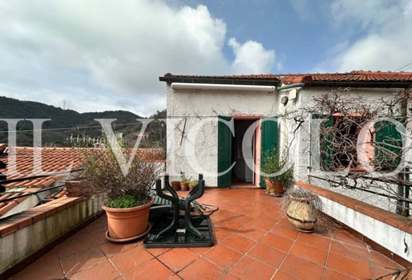 casa indipendente in vendita a Celle Ligure