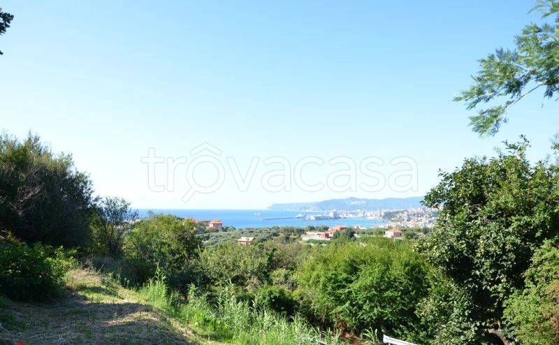 casa indipendente in vendita a Celle Ligure in zona Pecorile