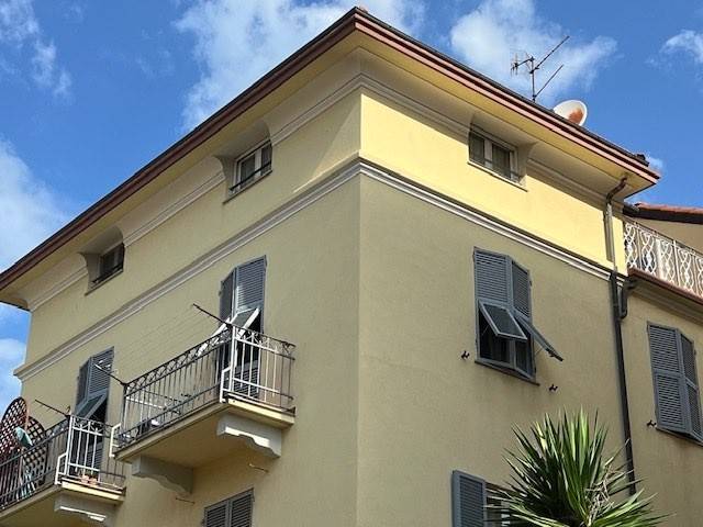 appartamento in vendita a Celle Ligure in zona Pecorile