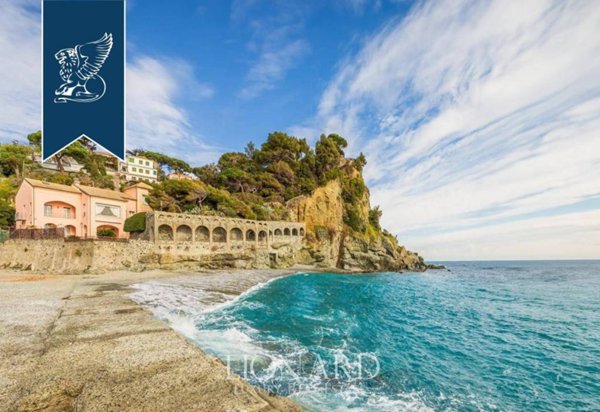 casa indipendente in vendita a Celle Ligure