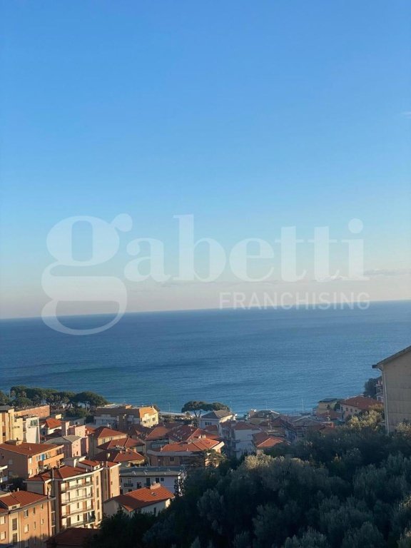 appartamento in vendita a Celle Ligure in zona Pecorile