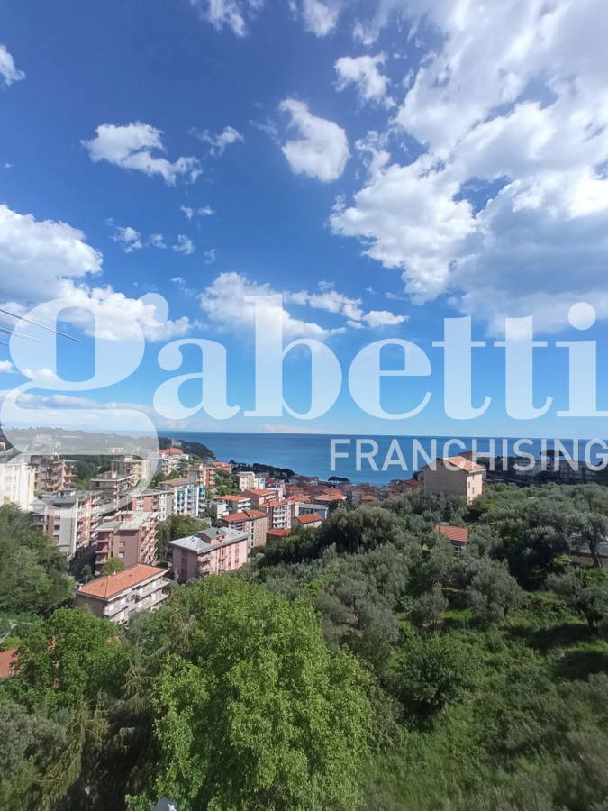 appartamento in vendita a Celle Ligure