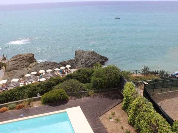 appartamento in vendita a Celle Ligure