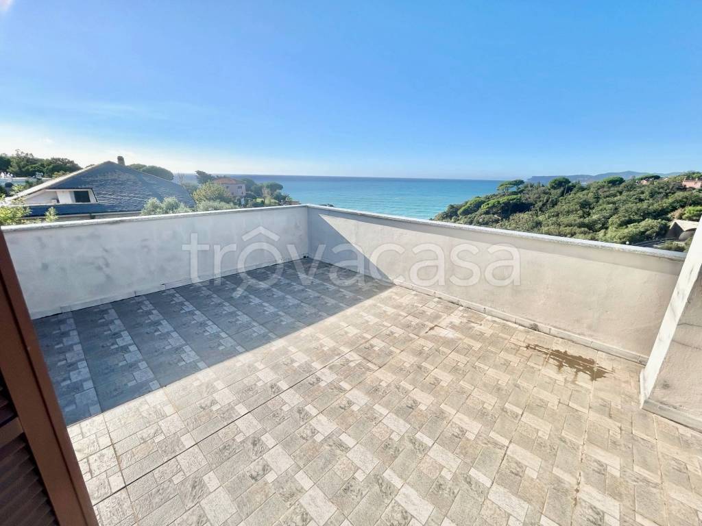 casa indipendente in vendita a Celle Ligure in zona Pecorile