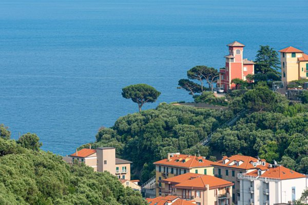casa indipendente in vendita a Celle Ligure