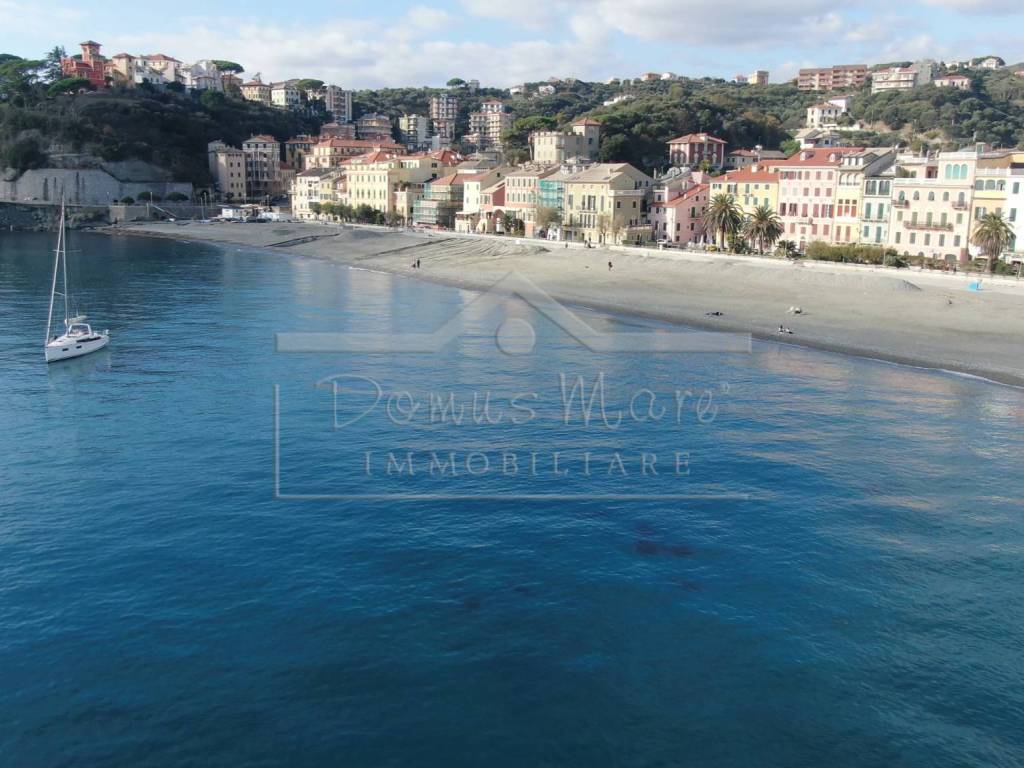 casa indipendente in vendita a Celle Ligure in zona Pecorile