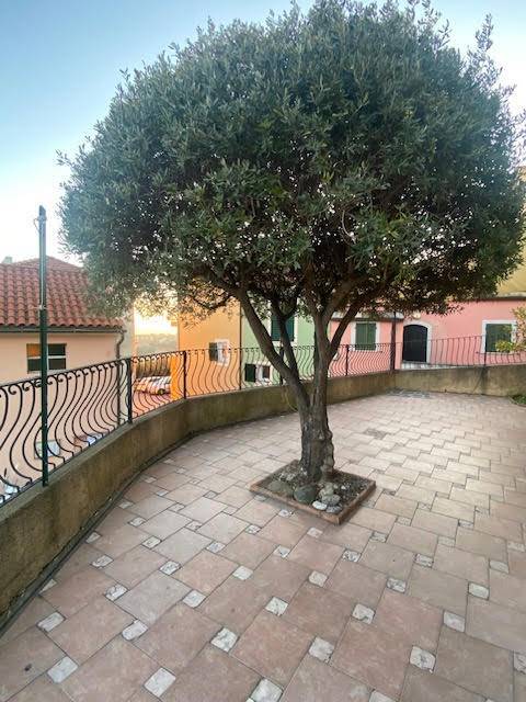 appartamento in vendita a Celle Ligure in zona Costa