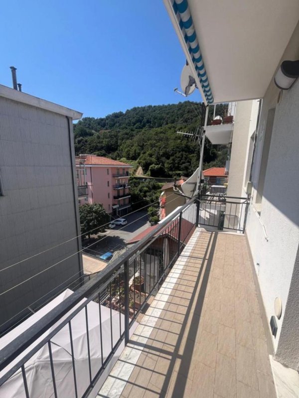 appartamento in vendita a Celle Ligure in zona Sanda
