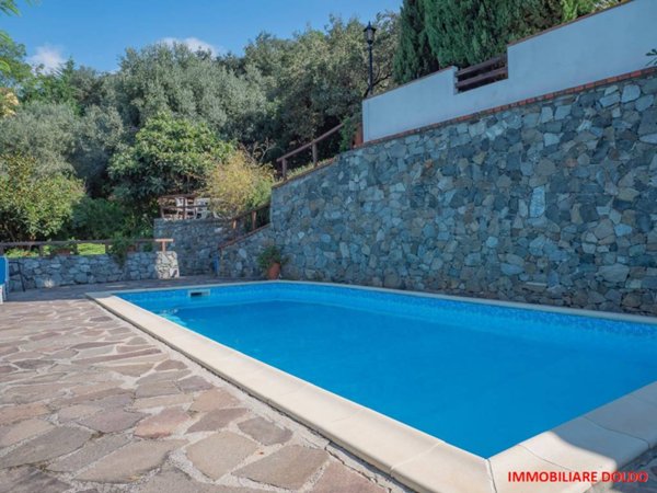 casa indipendente in vendita a Celle Ligure