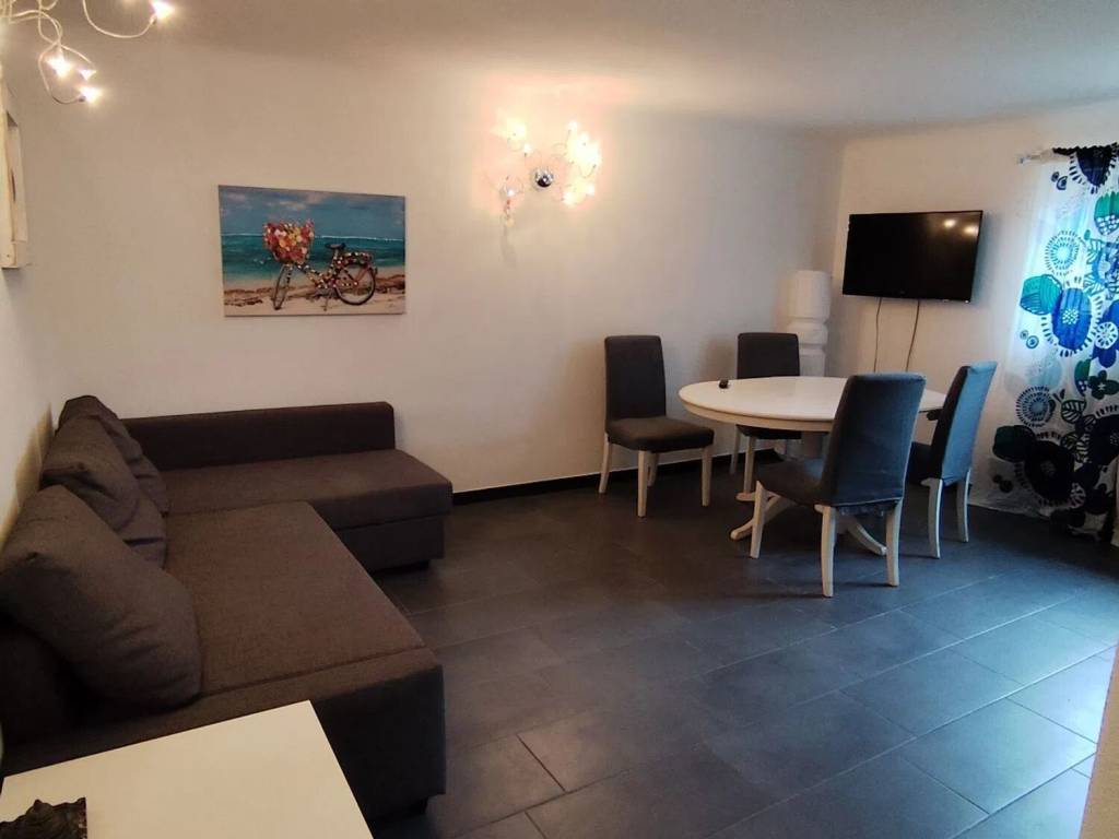appartamento in vendita a Celle Ligure in zona Pecorile