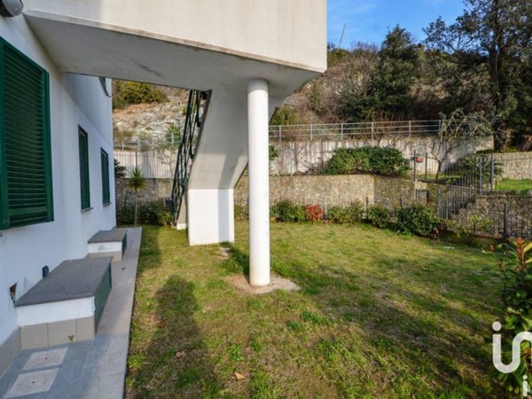 appartamento in vendita a Celle Ligure in zona Sanda