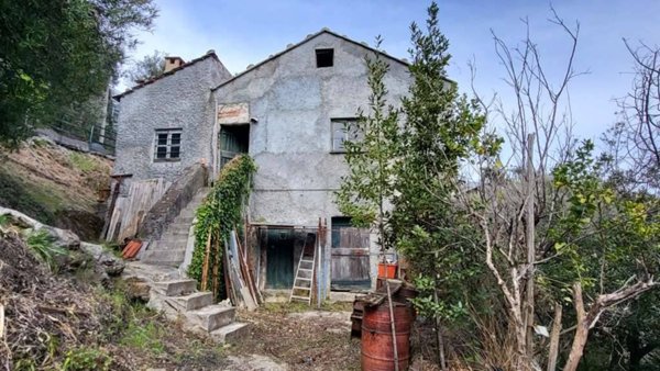 casa indipendente in vendita a Celle Ligure