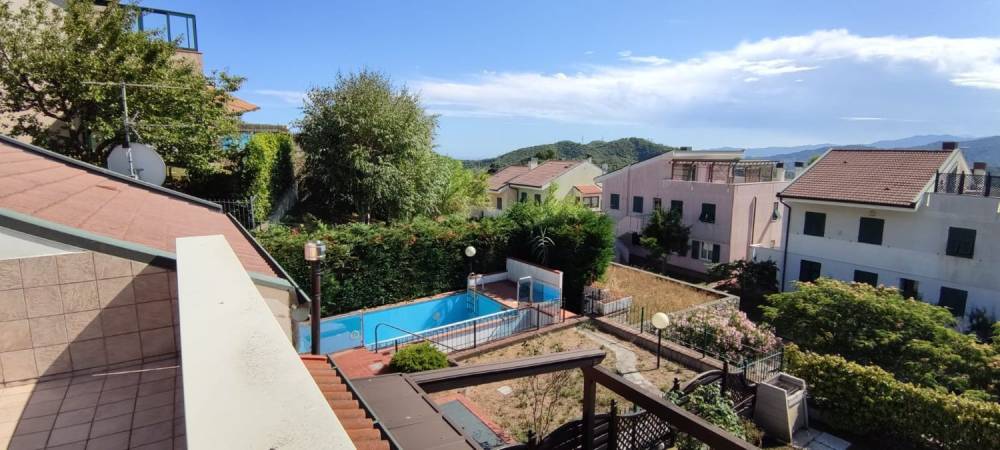 casa indipendente in vendita a Celle Ligure