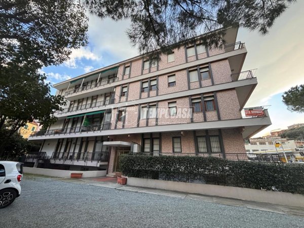 appartamento in vendita a Celle Ligure in zona Pecorile