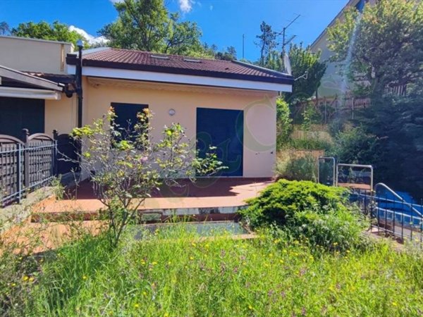 casa indipendente in vendita a Celle Ligure in zona Sanda