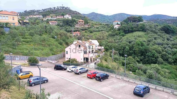 quadrivano in vendita a Celle Ligure in zona Sanda