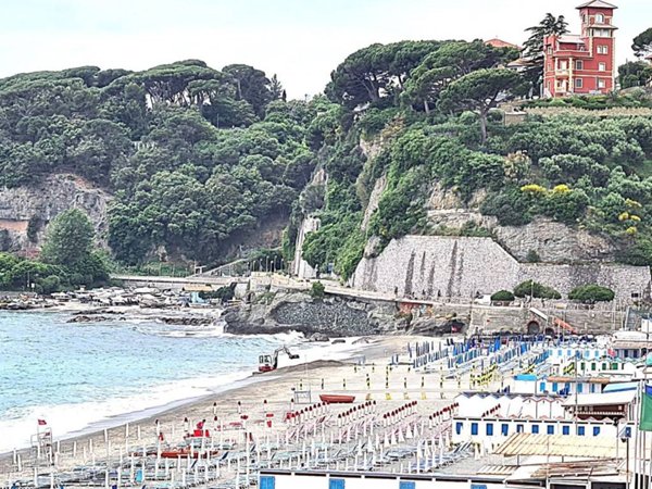 appartamento in vendita a Celle Ligure in zona Pecorile