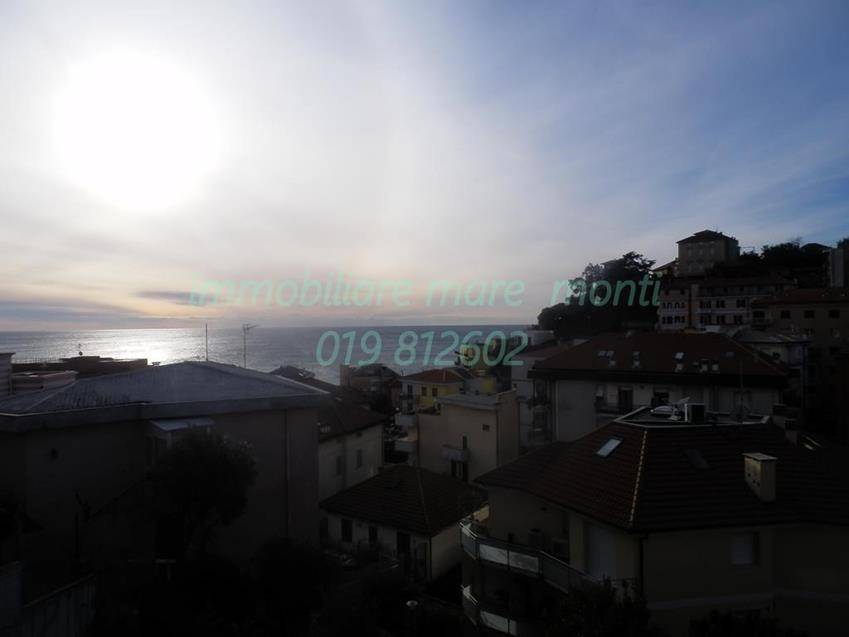 appartamento in vendita a Celle Ligure in zona Pecorile