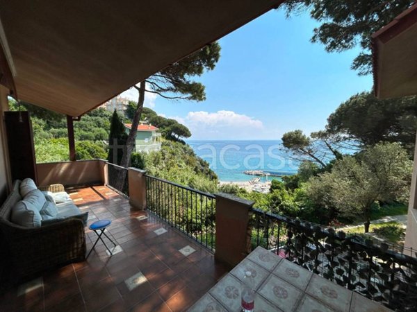 appartamento in vendita a Celle Ligure