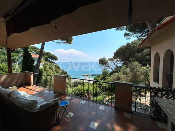appartamento in vendita a Celle Ligure