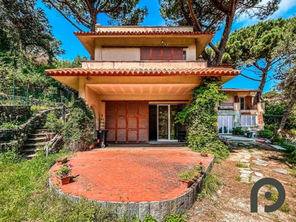 appartamento in vendita a Celle Ligure in zona Pecorile