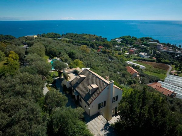 casa indipendente in vendita a Celle Ligure in zona Pecorile