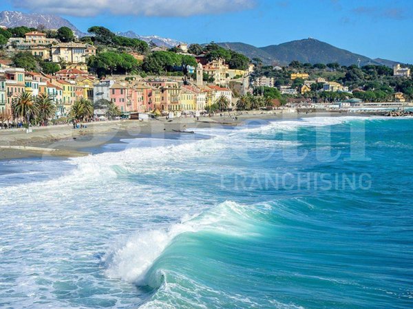 appartamento in vendita a Celle Ligure in zona Pecorile