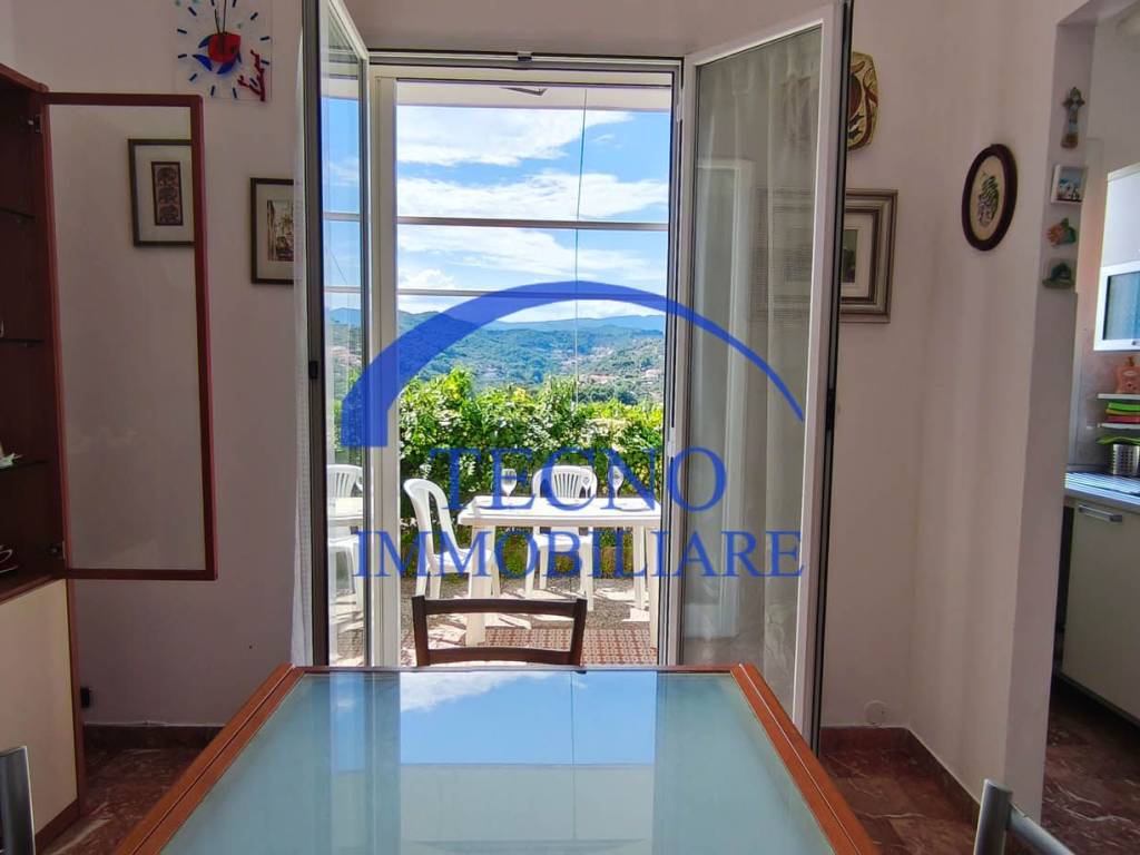 appartamento in vendita a Celle Ligure in zona Pecorile